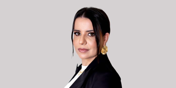 Dra. Lívia Carvalho Leão