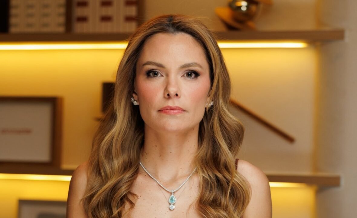 Giovana Atarasi Jurca, especialista em reputação, carreira e trajetória de lideranças, sócia-fundadora do Atarasi Jurca Advocacia.