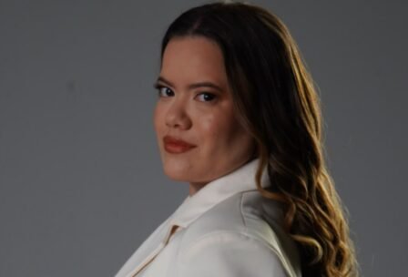 Dra. Laura Tavares