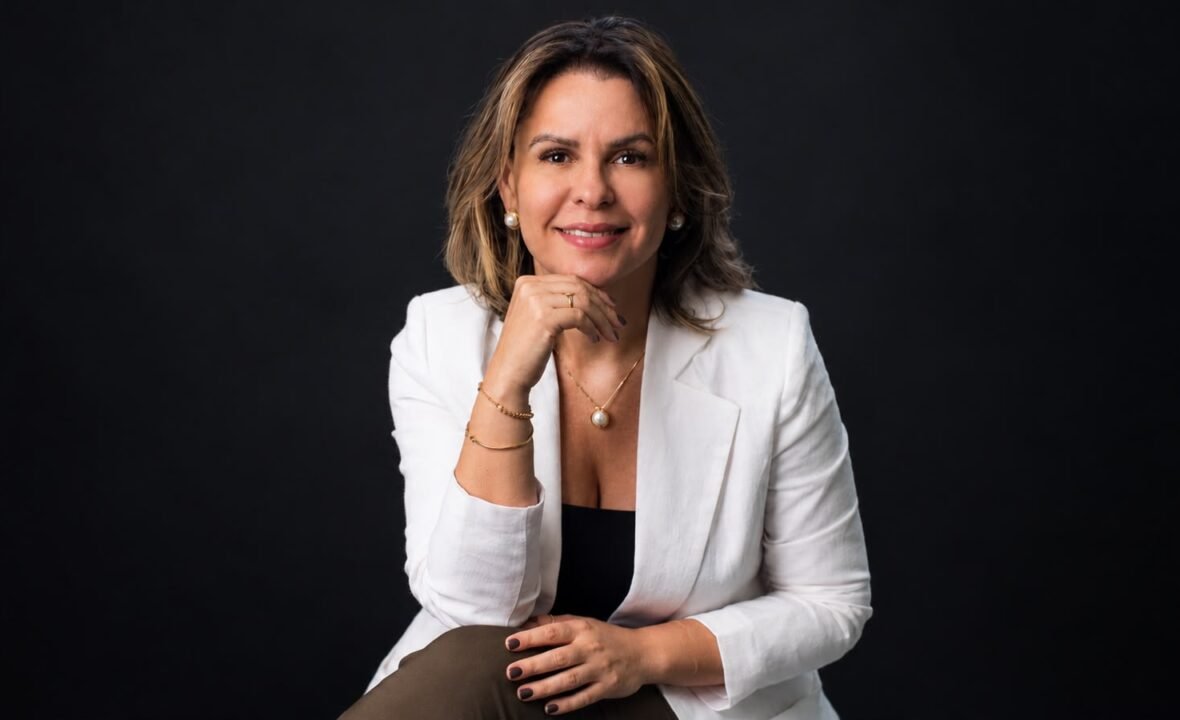 Dra. Larissa Bethania, Cardiologista e Médica do Esporte (CRM-PA 9191 | RQE 4682 | RQE 4635 | RQE 9795)